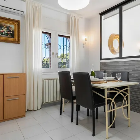 Villa Vilain Camille *